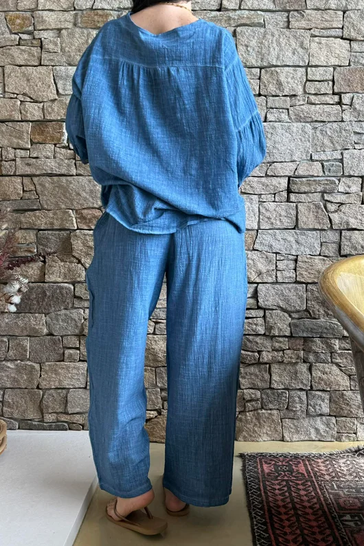 Loom & Thread Pin Tuck Blouse Washed Denim /40=